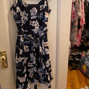 Banana Republic blue floral dress size 6